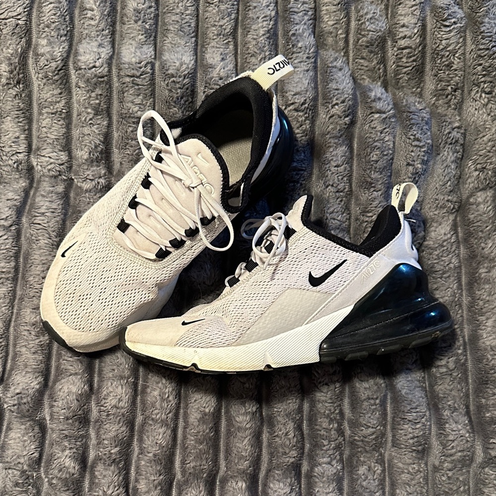 Nike Women Grey and Black Sneakers